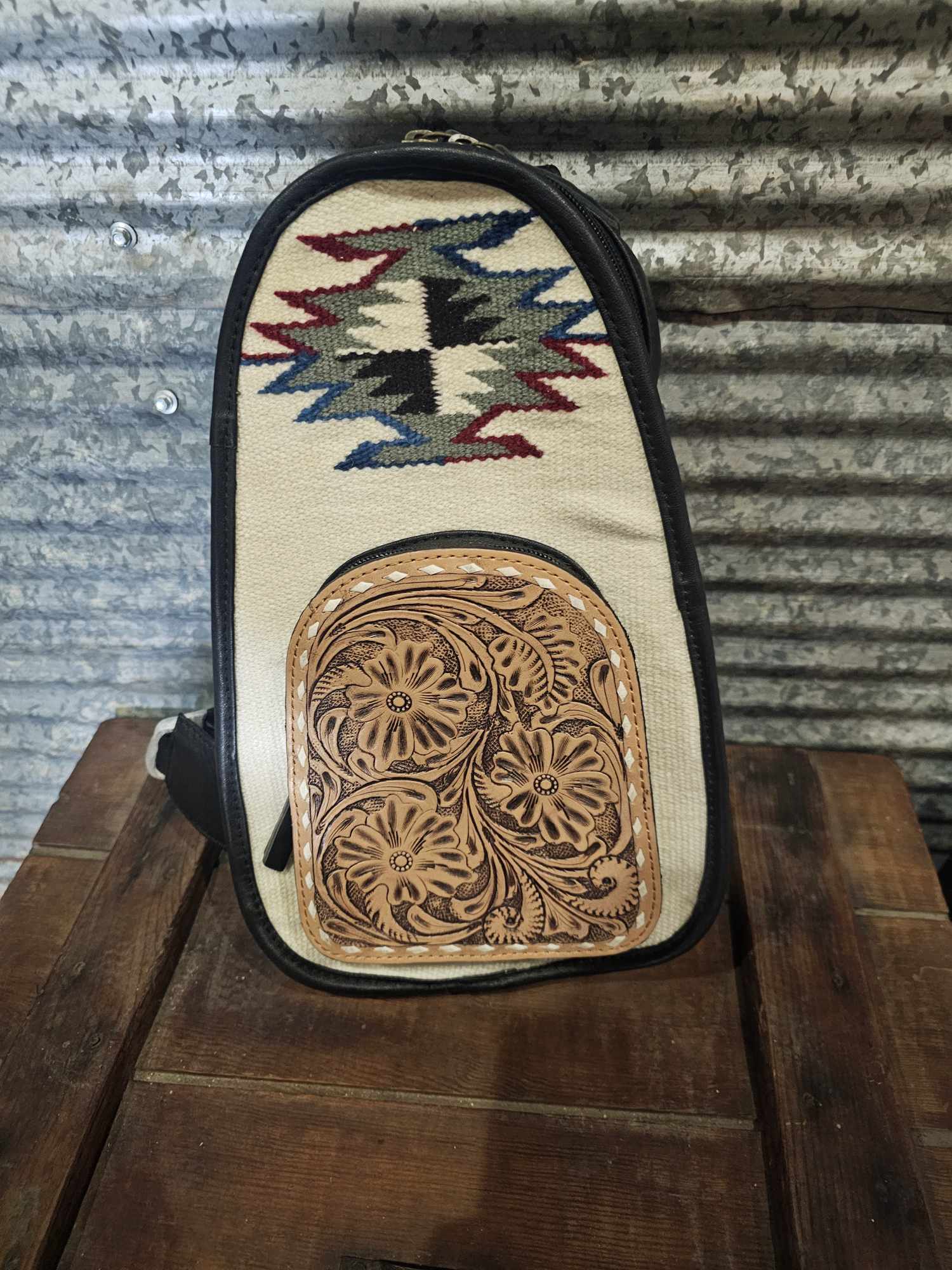 Cherokee Sling bag